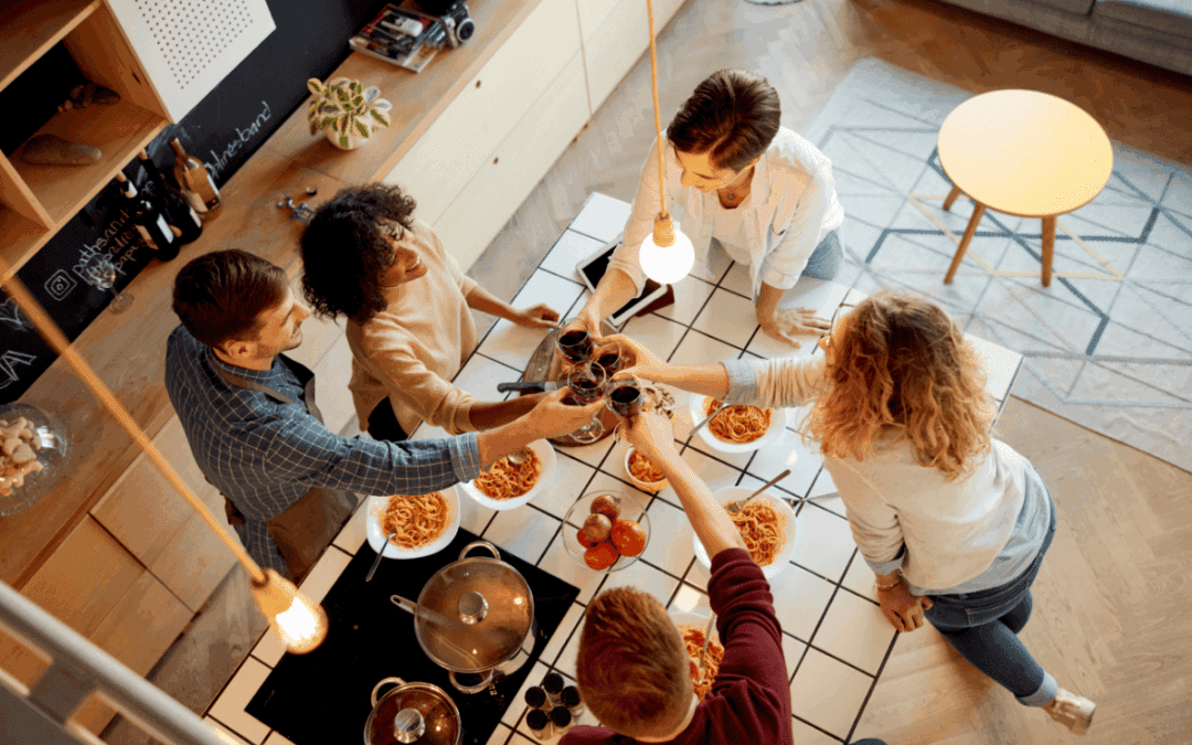 How to Build a Social Circle When You Move to a New City